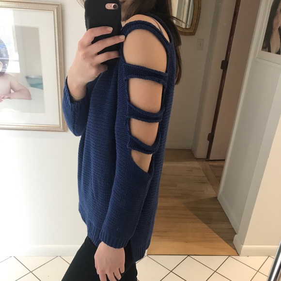 LF Royal Blue Cut-Out Sweater 💙 - Picture 3 of 4